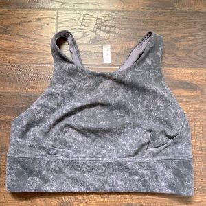 Lululemon sports bra